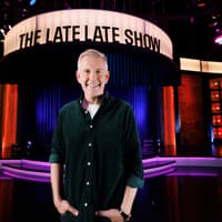 Nochtann RTÉ liosta aíonna llán-réaltaí do *The Late Late Show* na seachtaine seo