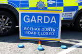 Tharla an t-imbhualadh idir veain agus rothar i mBaile na nUaigneach, Ceanannas, Co. na Mí ag thart ar 8:05pm Dé Máirt.