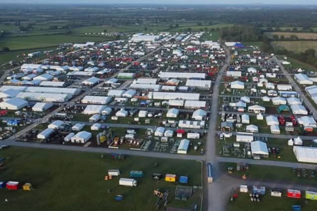 Tá an láthair do na Craobhchomórtais Náisiúnta Treabhdóireachta i Screggan réidh go hiomlán chun fáilte a chur roimh na céadta míle duine a thiocfaidh ann
