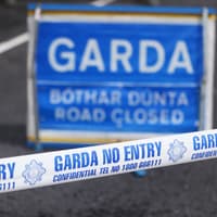 Imscrúduithe ar siúl tar éis bhás fir ag club gailf i gCorcaigh