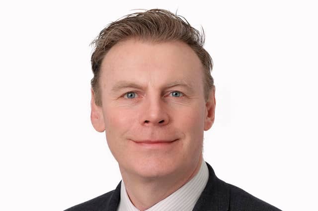 Ceapann Bord daa John Coleman ina Phríomhoifigeach Feidhmiúcháin
