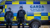 Gheobhaidh Garda&iacute; Ord Poibl&iacute; arm&uacute;r coirp den scoth le haghaidh cosaint &oacute; 'sh&aacute;ithi&uacute;, s&aacute;'