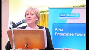 Maoiniú de bheagnach €6.2 milliún  do scoileanna agus d'áiseanna pobail 
