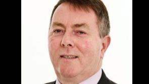 Ba chóir cursaí poilíneachta Dhún na nGall a bheith fagtha mar atá deir comhairleoir