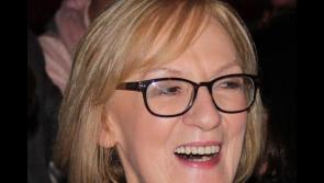 Tugann an file Ailbhe Ní Ghearbhuigh cuairt Máire Dinny Wren