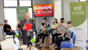 Neart craic ag Scoil Gheimhridh Ghaoth Dobhair i mbliana