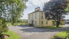 PICTI&Uacute;IR&Iacute;: Taobh istigh den teach m&oacute;r i gCill Chainnigh a d&iacute;oladh le d&eacute;ana&iacute; ar &euro;1,250,000