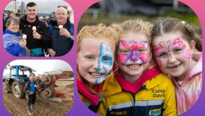 PICTIÚIRÍ: Daoine ag cabhrú agus ag miongháire ag Treabhadh 2023