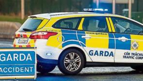 Maraíodh bean i dtimpiste bóthair i bPort Láirge thar oíche