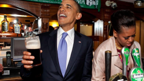Ainmníonn Barack Obama beirt ealaíontóirí Éireannacha i measc na n-amhrán is fearr leis ó 2024