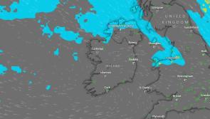 BEO: Rianaigh an sneachta agus é ag dul i dtreo na hÉireann i measc rabhaidh aimsire crua