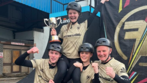 Coróineadh go hoifigiúil do Theaghlach Aclaí na hÉireann tar éis dianchluiche den séasúr