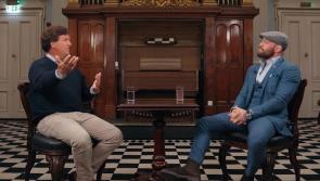 Gabhann Saoirseoirí na hÉireann leithscéal as agallamh Conor McGregor le Tucker Carlson