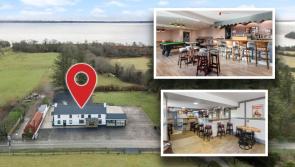 PICTIÚIRÍ: Teach tábhairne cois locha i gceann de na háiteanna is radharcra in Éirinn ar an margadh ar phraghas réasúnta