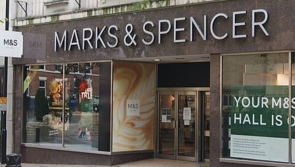 Seirbh&iacute;s&iacute; ar l&iacute;ne atosaithe ag siopa&iacute; Marks & Spencer na h&Eacute;ireann i ndiaidh 'eachtra cibearshl&aacute;nd&aacute;la'