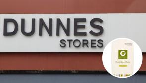 FOL&Aacute;IREAMH: Tugann Dunnes Stores t&aacute;irge bricfeasta coitianta chun cuimhne i measc imn&iacute; faoi mill&iacute;n&iacute; plaisteacha soil&eacute;ire