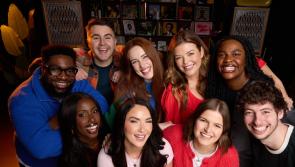 F&oacute;gra&iacute;onn RT&Eacute; 2FM sceideal nua do laethanta na seachtaine agus dearbha&iacute;onn l&aacute;ithreoir fadtr&eacute;imhseach go bhfuil siad ag imeacht