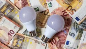 Creidmheas fuinnimh €125 le teacht ar bhillí i gceann laethanta ach tá tarraingt ag daoine áirithe