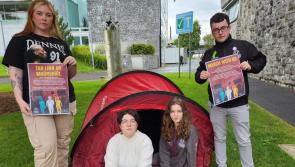 Aontas Mac Léinn Ollscoil na Gaillimhe ag tarraingt aird ar chúrsaí tithíochta