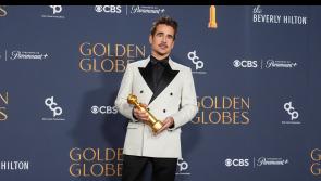 Faigheann Colin Farrell a thríú Golden Globe nuair a chailleann a chomh-Éireannach Andrew Scott amach