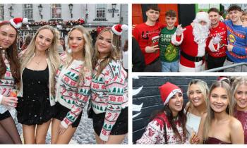 PICTIÚIRÍ: Daltaí ag baint taitnimh as ceiliúradh luath na Nollag