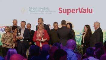 Ainmníodh Carraig Rúisc i gContae Liatroma mar bhaile is slachtmhaire na hÉireann