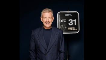 Cuir f&aacute;ilte roimh an Athbhliain le Patrick Kielty ar RT&Eacute; agus cl&aacute;r ceolt&oacute;ir&iacute; lonrach ar The Late Late Show Se&oacute; O&iacute;che Chinn Bliana