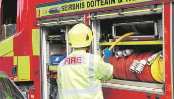 Imscr&uacute;duithe ar si&uacute;l i ndiaidh b&aacute;sanna i ndiaidh tine t&iacute; i gcathair Luimnigh