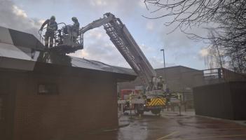 D&eacute;anann na Garda&iacute; imscr&uacute;d&uacute; ar thine a tharla go moch ar maidin i mbialann McDonald&rsquo;s i gContae L&uacute;