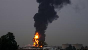 'F&iacute;ne&aacute;lacha, pr&iacute;os&uacute;nacht, d&iacute;birt': fol&aacute;ireamh &oacute; ambas&aacute;id na h&Eacute;ireann go bhfuil roinnt f&iacute;se&aacute;in d'ionsa&iacute; sa Mhe&aacute;noirthear m&iacute;dhleathach anois