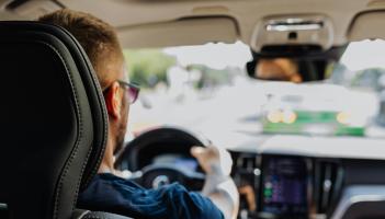 F&iacute;ne&aacute;lacha m&oacute;ra i nd&aacute;n do thiom&aacute;naithe &Eacute;ireannacha mura nochtann siad faisn&eacute;is