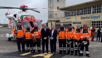 Seirbh&iacute;s eitl&iacute;ochta nua de chuid Gharda C&oacute;sta na h&Eacute;ireann seolta go hoifigi&uacute;il ag Aerfort Phort L&aacute;irge