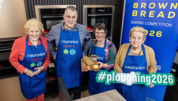 Aird a bh&aacute;c&aacute;laithe! T&aacute; Com&oacute;rtas N&aacute;isi&uacute;nta B&aacute;c&aacute;la Ar&aacute;in Dhonn ag filleadh do 2026