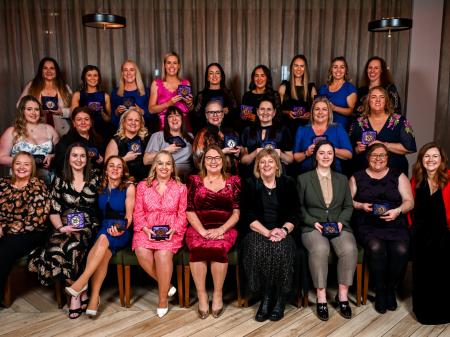 Bronnadh on&oacute;ir ar 22 c&eacute;im&iacute; &oacute; Chl&aacute;r Ceannaireachta na mBan &lsquo;Foghlaim conas Ceannaireacht a dh&eacute;anamh&rsquo; 2025/2026 de chuid LGFA