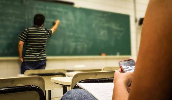 Tionscnaimh nua frithbhula&iacute;ochta le tabhairt isteach sna scoileanna