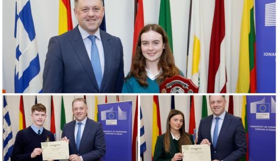 PICTI&Uacute;IR: Buaiteoir&iacute; &lsquo;Aistritheoir&iacute; &Oacute;ga 2024&rsquo; f&oacute;gartha