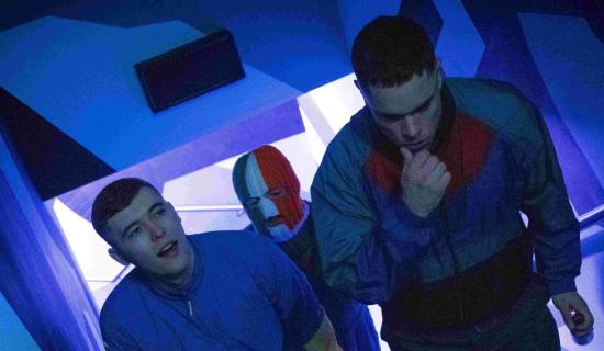 Scann&aacute;n &Eacute;ireannach 'KNEECAP' ar Ghearrliosta d'Oscar don Scann&aacute;n Idirn&aacute;isi&uacute;nta Is Fearr & don Amhr&aacute;n Nua Is Fearr