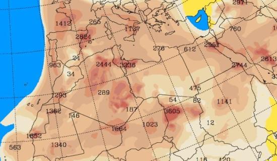 Moltar don phobal gan a gcuid fuinneoga a n&iacute; mar gheall ar aimsir aisteach at&aacute; le teacht in &Eacute;irinn