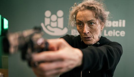 Deimhn&iacute;onn TG4 d&aacute;ta don ch&eacute;ad taibhi&uacute; den sc&eacute;ins&eacute;ir nua Aontas