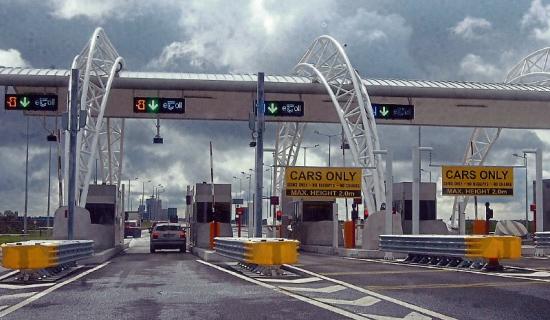 &Iacute;ocann tiom&aacute;naithe &Eacute;ireannacha beagnach &euro;500m i dtola&iacute;, de r&eacute;ir figi&uacute;ir&iacute; nua