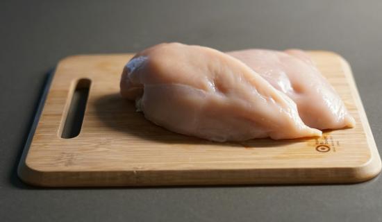 FOL&Aacute;IREAMH! Athghairm mh&oacute;r ar th&aacute;irg&iacute; sic&iacute;n 'sonracha' a d'fh&eacute;adfadh salmonella a bheith iontu