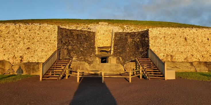 Sruth beo ar fáil anois chun Grianstad an Gheimhridh a fheiceáil beo ó Newgrange