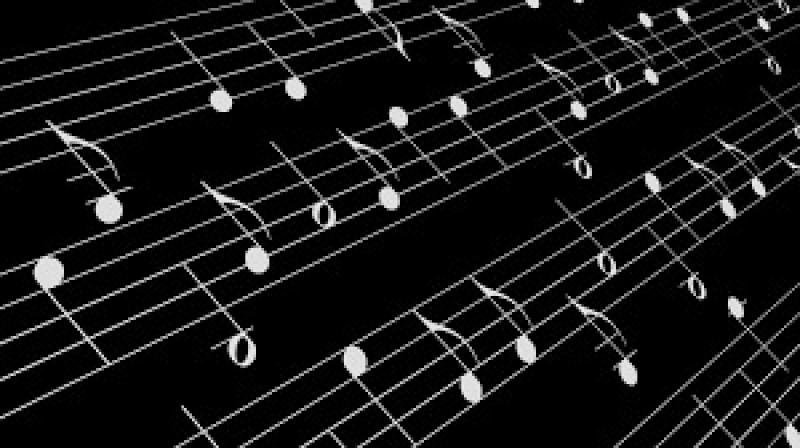 &Oacute;r&aacute;id Lillis &Oacute; Laoire ar shaol agus amhr&aacute;in Sheosaimh U&iacute; &Eacute;ana&iacute;