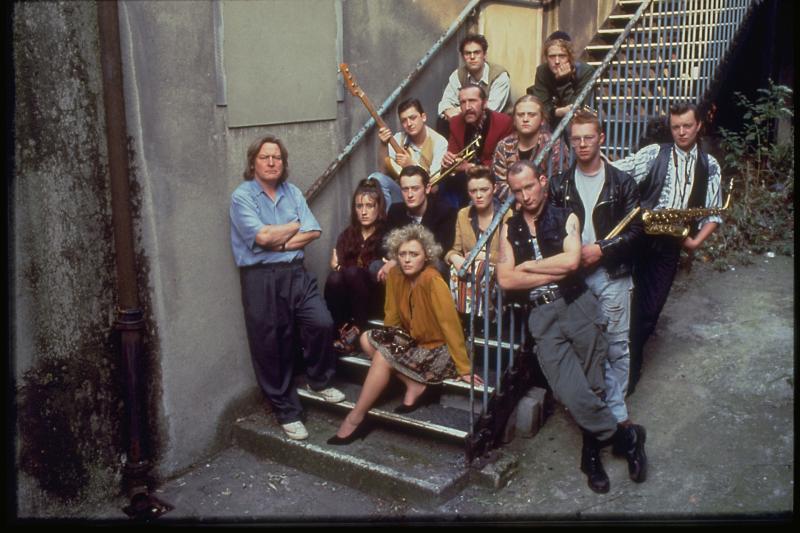 Beidh na réaltaí bunaidh den chlasaic cult ‘The Commitments’ le chéile arís le linn 2025