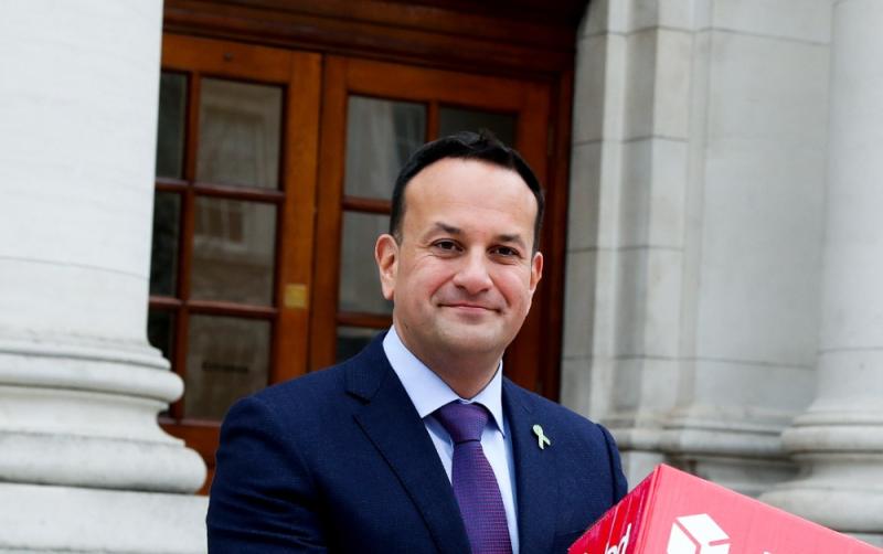 Cé hiad na 18 Teachtaí Dála de chuid Fhine Gael nach bhfuil ag seasamh le haghaidh atoghadh
