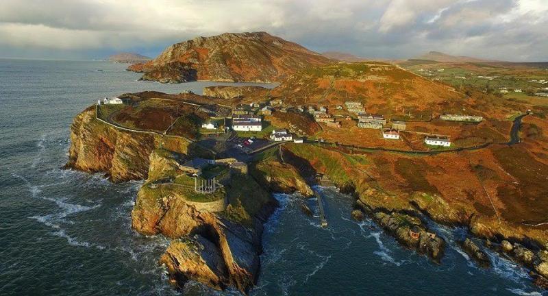 Turas saor in aisce ar Inish Eoghain a reachtáil ag rannóg na Gaeilge