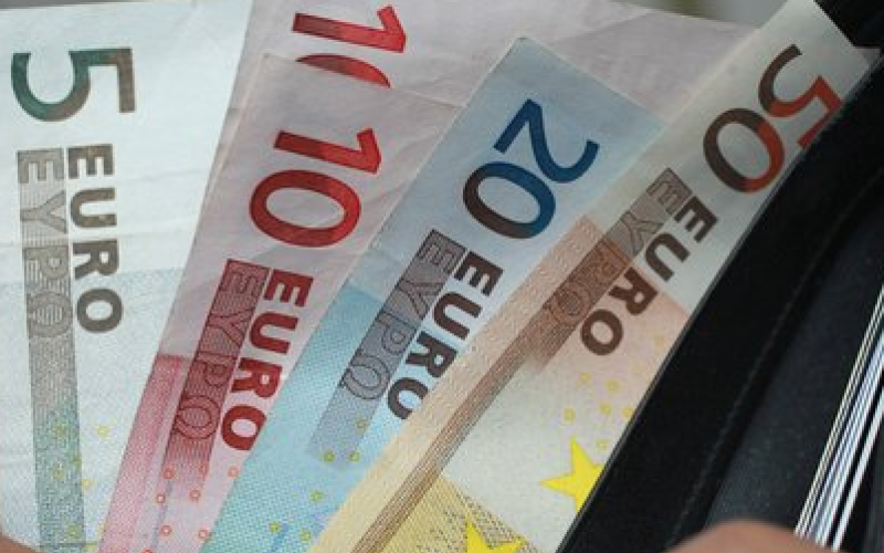 Na mílte atá incháilithe le haghaidh íocaíochtaí leasa shóisialaigh suas le €290 sa tseachtain