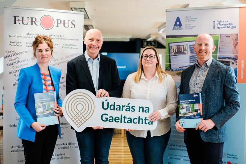 ÚnaG le tacú leis an Ard-Dioplóma i nGaeilge Fheidhmeach agus Aistriúchán 