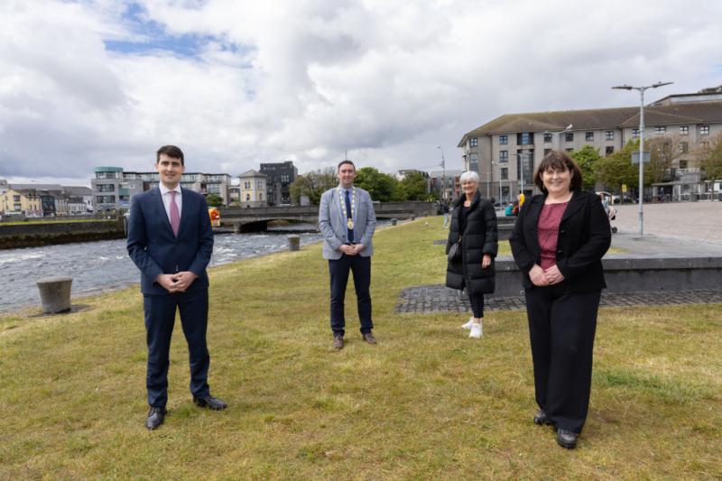 Maoiniú chun athfhorbairt a dhéanamh ar shuíomh gréasáin Ghaillimh le Gaeilge