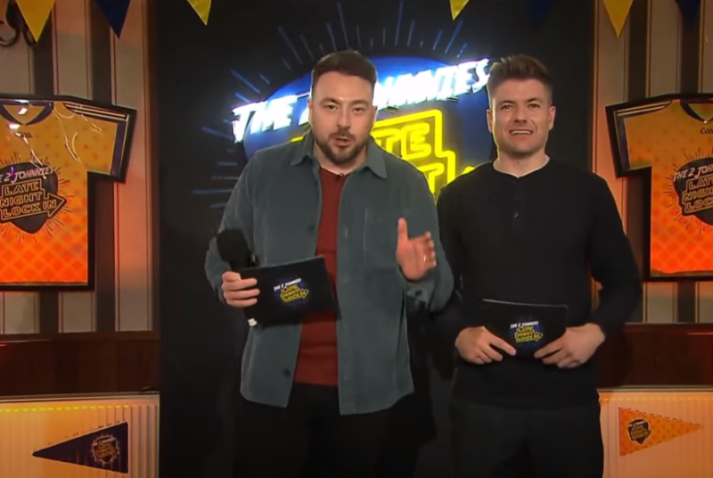 Tugann 2 Johnnies le fios gur iarradh orthu seinn ar son na hÉireann ag Eurovision